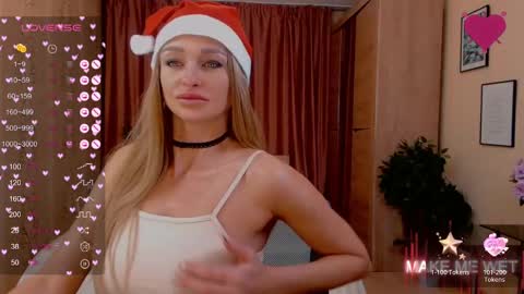 Snapshot of barbie_kiss1 chatting on 12/26/24, 01:18 barbie online show from 12/26/24, 01:18