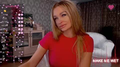 Snapshot of barbie_kiss1 chatting on 01/29/25, 12:43 barbie online show from 01/29/25, 12:43