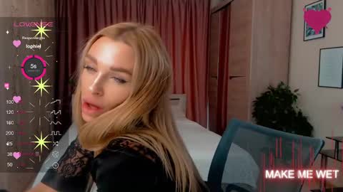 Snapshot of barbie_kiss1 chatting on 02/20/25, 04:07 barbie online show from 02/20/25, 04:07