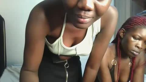 queen online show from 09/18/25, 01:51