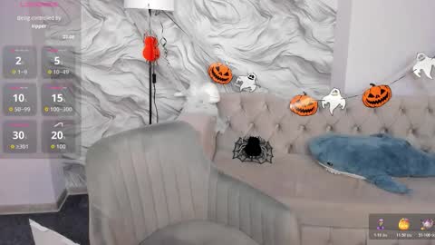 Snapshot of barbie_staze chatting on 10/20/25, 02:45 Barbie Staze online show from 10/20/25, 02:45