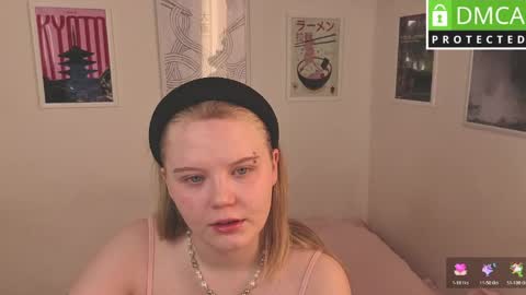 Snapshot of barbie_staze chatting on 05/25/26, 02:39 Barbie Staze online show from 05/25/26, 02:39