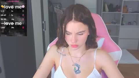 Snapshot of barbieee_doll chatting on 06/28/26, 08:26 Eva online show from 06/28/26, 08:26
