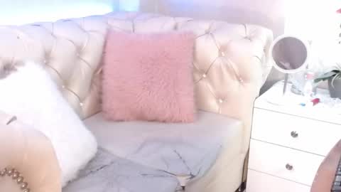 barbiefox_ online show from 04/18/26, 01:20