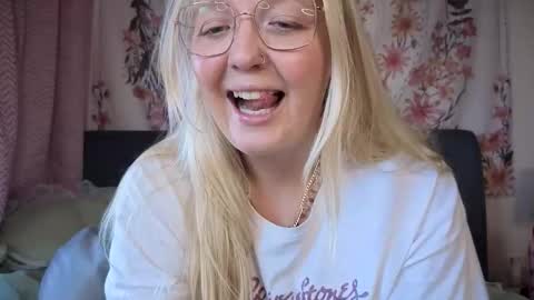 barbiegirl966 online show from 11/13/25, 09:52