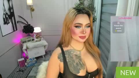 Snapshot of barbietop_alexa69 chatting on 07/29/26, 01:04 Miss Alexa Fields online show from 07/29/26, 01:04