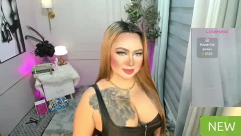 Snapshot of barbietop_alexa69 chatting on 08/08/26, 02:36 Miss Alexa Fields online show from 08/08/26, 02:36