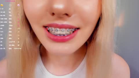 Mia online show from 06/10/26, 02:49