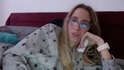 Lena online show from 03/03/26, 11:05