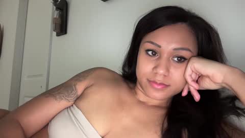 chicka online show from 02/08/25, 07:27