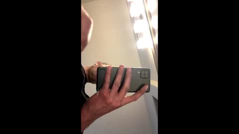 barniemay1 online show from 01/28/25, 07:21