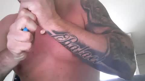 Snapshot of barrias23 chatting on 06/19/26, 05:50 barrias23 online show from 06/19/26, 05:50