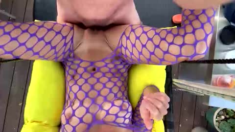 Snapshot of barrymccockinher22 chatting on 11/04/25, 10:53 Tasten Spike online show from 11/04/25, 10:53