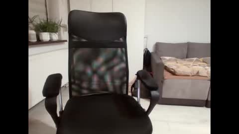 Snapshot of bart_1987 chatting on 02/14/26, 04:59 bart_1987 online show from 02/14/26, 04:59