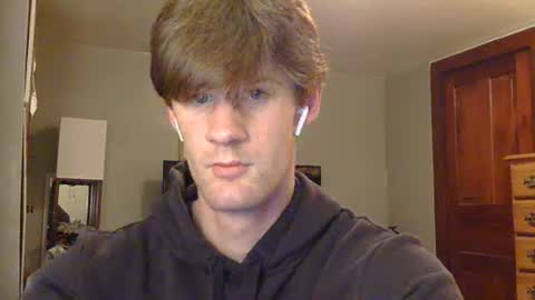 basicallyjustmee online show from 05/16/26, 02:19