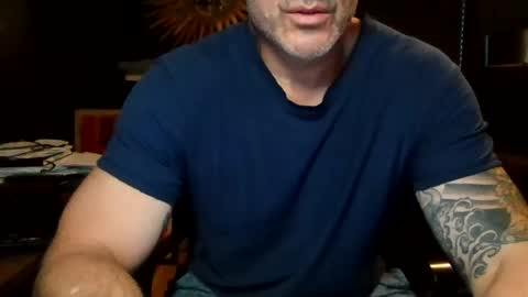 Snapshot of basrutten1 chatting on 07/18/26, 12:20 Bas online show from 07/18/26, 12:20