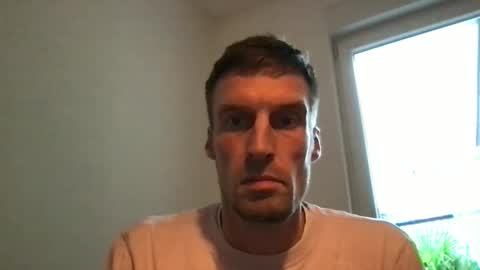 Snapshot of basst23 chatting on 10/16/25, 01:12 basst23 online show from 10/16/25, 01:12