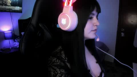 Snapshot of bastet_111 chatting on 05/10/26, 07:35 . 111 online show from 05/10/26, 07:35