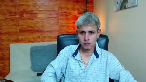 Snapshot of bastiaan_28 chatting on 12/26/24, 03:06 Bastian online show from 12/26/24, 03:06