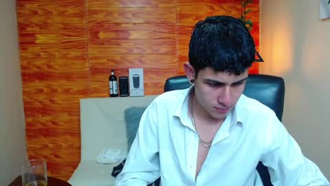 Snapshot of bastiaan_28 chatting on 01/11/25, 03:55 Bastian online show from 01/11/25, 03:55