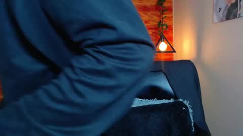 Snapshot of bastiaan_28 chatting on 01/26/25, 07:53 Bastian online show from 01/26/25, 07:53