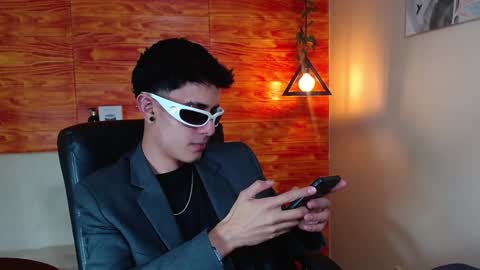 Snapshot of bastiaan_28 chatting on 02/07/25, 10:29 Bastian online show from 02/07/25, 10:29