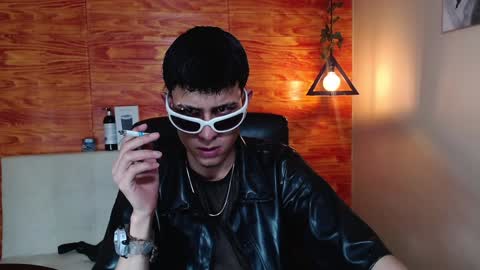 Snapshot of bastiaan_28 chatting on 02/08/25, 03:30 Bastian online show from 02/08/25, 03:30