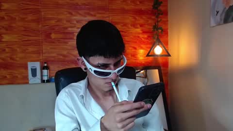 Snapshot of bastiaan_28 chatting on 02/11/25, 02:46 Bastian online show from 02/11/25, 02:46