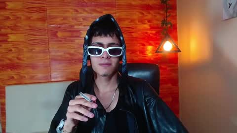 Snapshot of bastiaan_28 chatting on 02/17/25, 03:15 Bastian online show from 02/17/25, 03:15