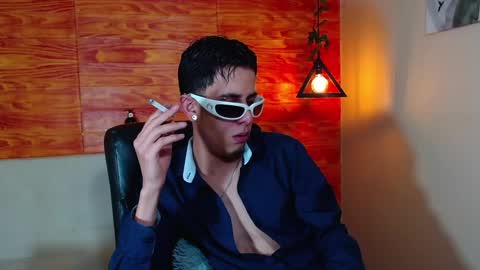 Snapshot of bastiaan_28 chatting on 03/05/25, 06:01 Bastian online show from 03/05/25, 06:01