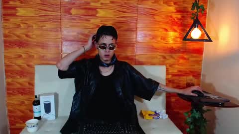 Snapshot of bastiaan_28 chatting on 03/08/25, 02:34 Bastian online show from 03/08/25, 02:34