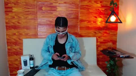 Snapshot of bastiaan_28 chatting on 03/09/25, 05:33 Bastian online show from 03/09/25, 05:33