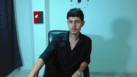 Snapshot of bastiaan_28 chatting on 09/26/25, 02:37 Bastian online show from 09/26/25, 02:37