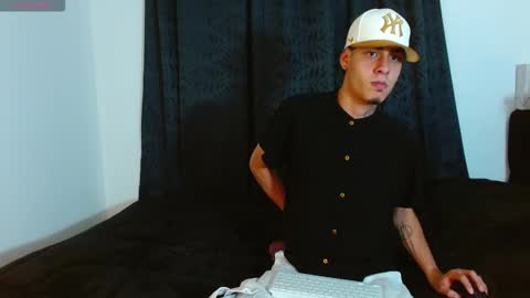 Snapshot of bastiaan_28 chatting on 12/02/25, 12:16 Bastian online show from 12/02/25, 12:16