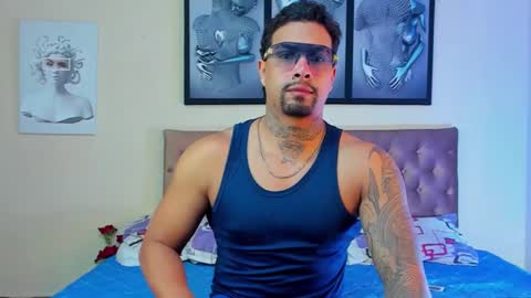 bastian_jones1 online show from 12/09/24, 12:23