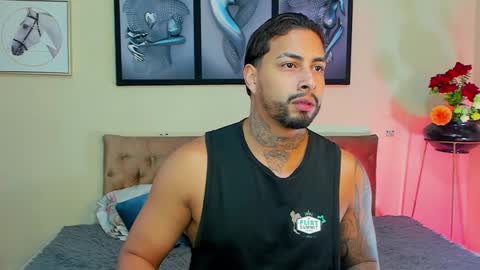 bastian_jones1 online show from 01/17/25, 12:31