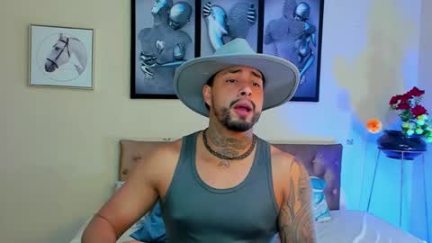 bastian_jones1 online show from 01/20/25, 12:04