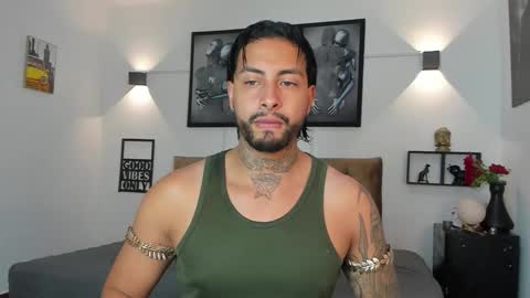 bastian_jones1 online show from 09/14/25, 08:13