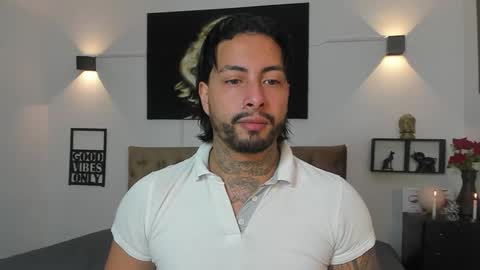 bastian_jones1 online show from 09/23/25, 11:35