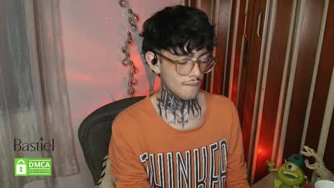 Bastiel online show from 11/17/25, 11:43