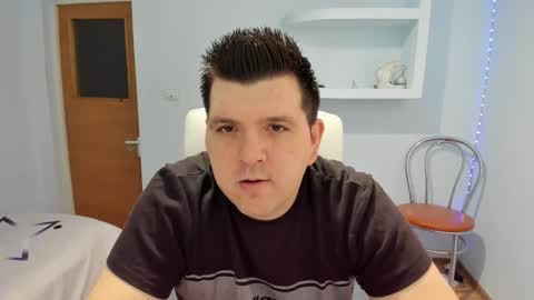 Snapshot of basystem8 chatting on 01/15/25, 10:49 BASY online show from 01/15/25, 10:49