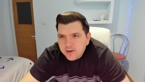 Snapshot of basystem8 chatting on 01/22/25, 01:32 BASY online show from 01/22/25, 01:32