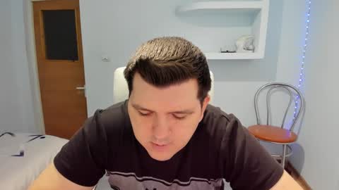 Snapshot of basystem8 chatting on 01/26/25, 12:22 BASY online show from 01/26/25, 12:22