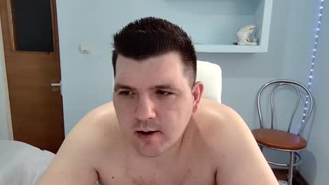 Snapshot of basystem8 chatting on 02/10/25, 10:09 BASY online show from 02/10/25, 10:09