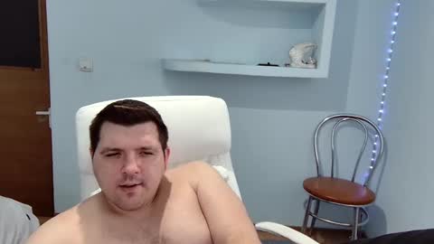 Snapshot of basystem8 chatting on 03/04/25, 01:17 BASY online show from 03/04/25, 01:17