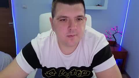 Snapshot of basystem8 chatting on 09/14/25, 05:17 BASY online show from 09/14/25, 05:17