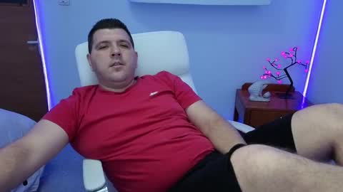 Snapshot of basystem8 chatting on 09/21/25, 03:41 BASY online show from 09/21/25, 03:41