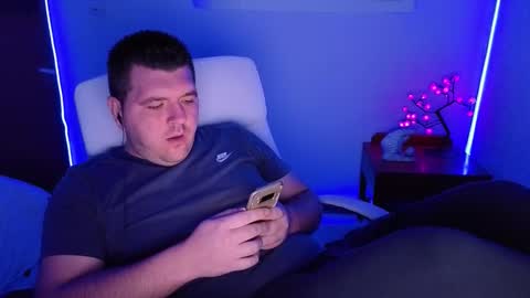 Snapshot of basystem8 chatting on 09/27/25, 02:27 BASY online show from 09/27/25, 02:27