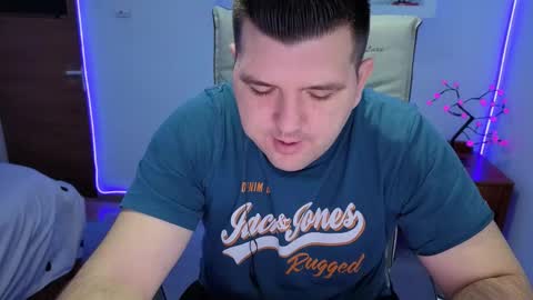 Snapshot of basystem8 chatting on 10/17/25, 02:59 BASY online show from 10/17/25, 02:59