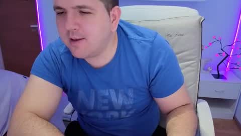 Snapshot of basystem8 chatting on 10/28/25, 04:49 BASY online show from 10/28/25, 04:49